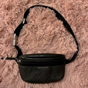 Michael Kors belt bag (Fanny pack) -brand new- black - one size